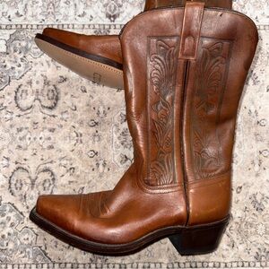 Vintage ACME Dingo 70s Daisy Western Cowboy Boots Floral Motif Mid Calf 8.5 NWOB